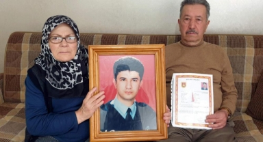 Depremde oğlu şehit olan baba, maaşını bağışladı