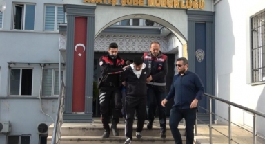 Dolandırıcılık çetesinden 13'ü tutuklandı