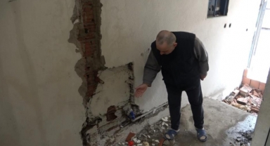 Hırsızlar bir gecede kullanılamaz hale getirdi