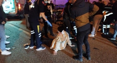 İki motosiklet kafa kafaya çarpıştı: 2 yaralı