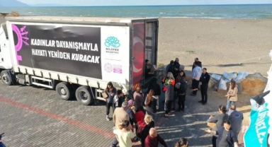 Kadınlar hayatın yeniden kurulması için dayanışma içinde