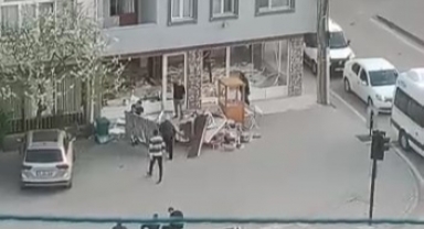 Kiracısıyla anlaşamayan mülk sahibi, dükkanı böyle boşalttı
