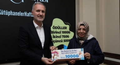 Kitap kampanyasının kazananları ödüllerini aldı