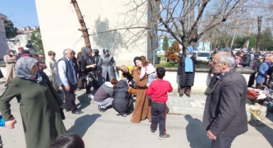 Kontrolden çıkan araç dehşet saçtı : 3 yaralı