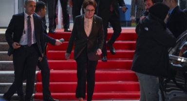 Meral Akşener'den İmamoğlu ve Yavaş'a çağrı
