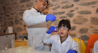 Molla Yegan Çocuk Üniversitesi’nde ders zili çaldı