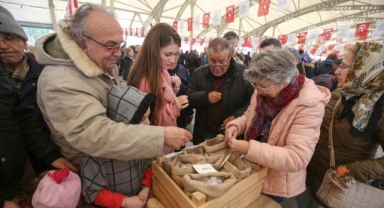 Nilüfer'de 55 bin paket tohum dağıtıldı