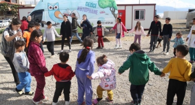 Nilüfer’den Samandağ’a “Kardeş Kütüphanesi”