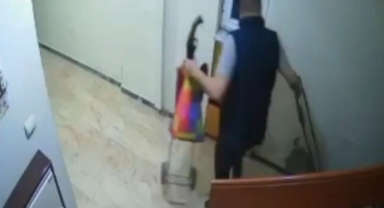 Pazar arabası hırsızları güvenlik kameralarında