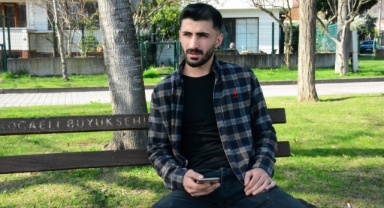 Sahnede türkü söylerken kendi ölüm haberini aldı