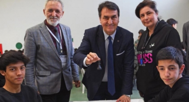 Satranç turnuvasında ilk hamle Dündar’dan