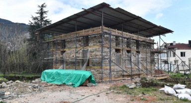 Tarihi mescid gün yüzüne çıkıyor