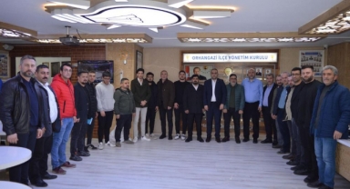 Yeniden Refah Partisi’nden istifa eden 120 kişi AK Parti’ye geçti