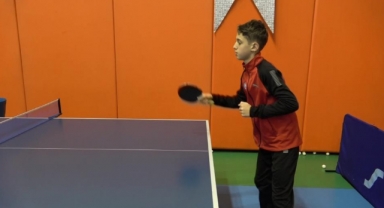 13 yaşındaki otizm hastası Sait Can, şampiyonluğa oynuyor