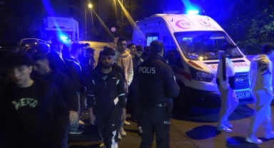 Alacak verecek kavgasında bıçaklar konuştu : 2 yaralı