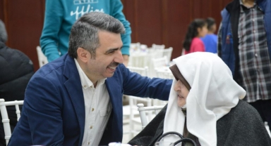 Başkan Yılmaz şehit aileleri ve gazilerle iftarda buluştu