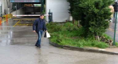 Bursa'da sağanak yağış etkili oldu