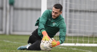 Deniz Aydın 3 hafta yok!