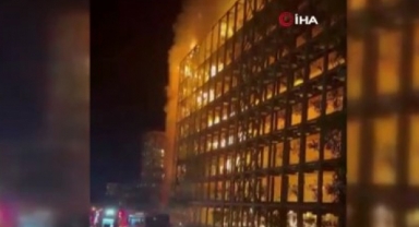 İzmir'deki lüks sitede yangın!