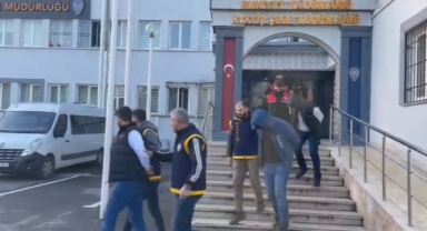 Motosiklet hırsızlığı çetesi polisten kaçamadı