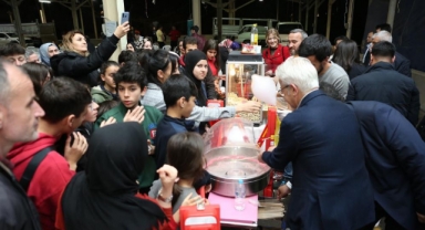 Nilüfer’de yüzlerce kişi aynı sofrayı paylaşıyor