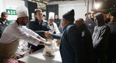 Osmangazi Belediyesi, ramazanın bereketini deprem bölgesinde paylaşıyor