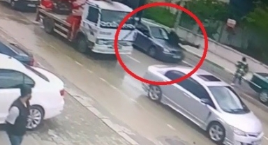Otomobilin çarptığı yaya metrelerce sürüklendi