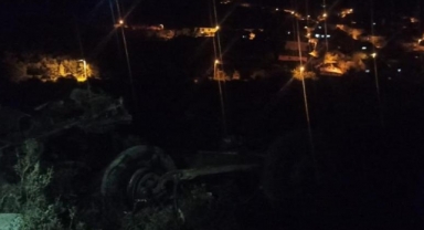 Virajı alamayan kamyon şarampole uçtu