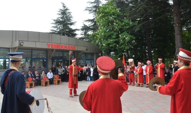 Bursa'da hemşirelere mehteran sürprizi