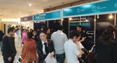 BUÜ Kariyer Fuarı binlerce öğrenciyi ağırladı