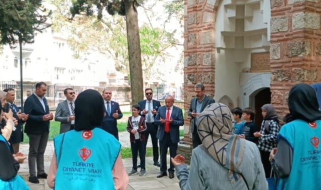 Fatih Sultan Mehmed'in annesi Hüma Hatun dualarla yad edildi