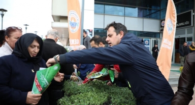 Gemlik Belediyesi'nden organik tarıma destek