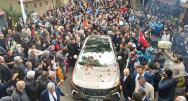 İznik, Bakan Varank'ı ve Togg’u bağrına bastı