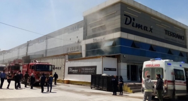 Mobilya fabrikasında korkutan yangın