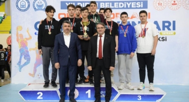 Yıldırım Belediyesi Okul Sporları Şenliği tamamlandı