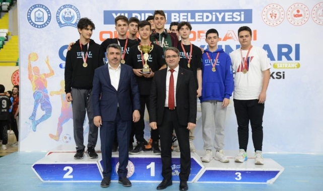 Yıldırım Belediyesi Okul Sporları Şenliği tamamlandı