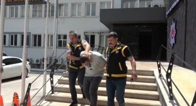 Babasını bıçakla öldüren zanlı adliyeye sevk edildi