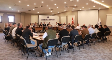 BALKANTÜRKSİAD üyeleri iş geliştirme toplantısında buluştu