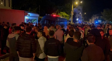 Baltalarla linç girişimini Jandarma önledi