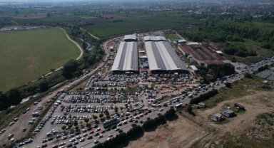 Bursa’da kilometrelerce kurban kuyruğu