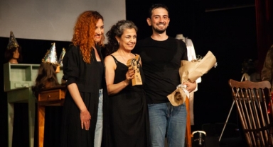 Nilüfer Kent Tiyatrosu Kıbrıs’ta alkışları topladı
