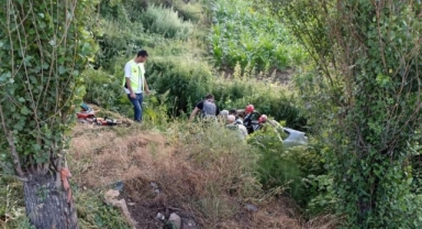 Otomobil dere yatağına uçtu: 1 ölü 3 yaralı
