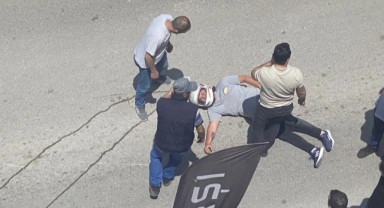 Otomobil ile çarpışan motosiklet sürücüsü yaralandı