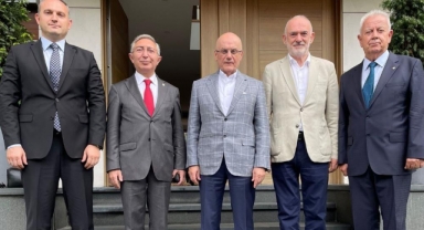 Şampiyon kulüplerin divan başkanları toplandı