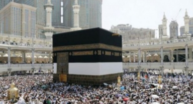 Türkiye'den gelen hacıların yaş ortalaması 62 oldu