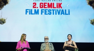 2. Gemlik Film Festivali'nin açılışını Cezmi Baskın ve Gonca Vuslateri yaptı