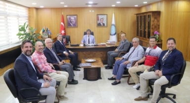 BALKANTÜRKSİAD ve BEV yönetiminden Rektör Prof.Dr.Yılmaz'a ziyaret