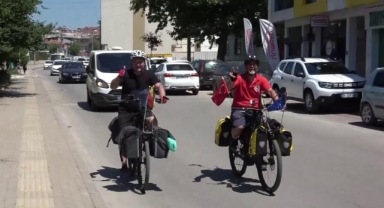 Belçika'dan Türkiye'deki baba ocağına pedal çevirdiler