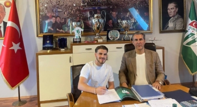 Bilal Güney, Bursaspor’la devam dedi