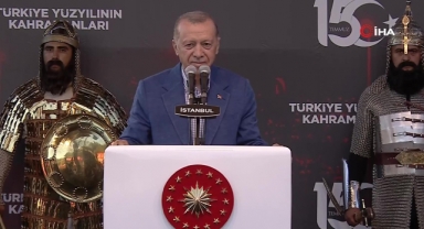 Cumhurbaşkanı Erdoğan: O gece kimin nerede durduğunu not ettik